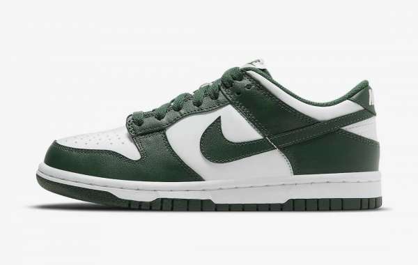 The Nike Dunk Low "Team Green" DD1391-101 shoes are really cheap!